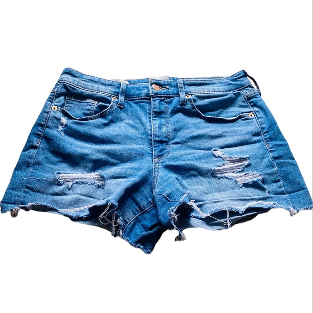 Universal Threads Light washed high rise midi shorts